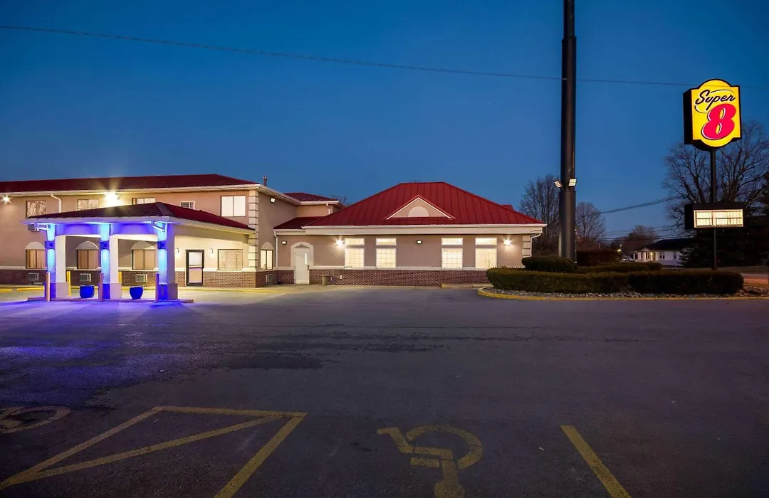 Super 8 By Wyndham Elizabethtown-1