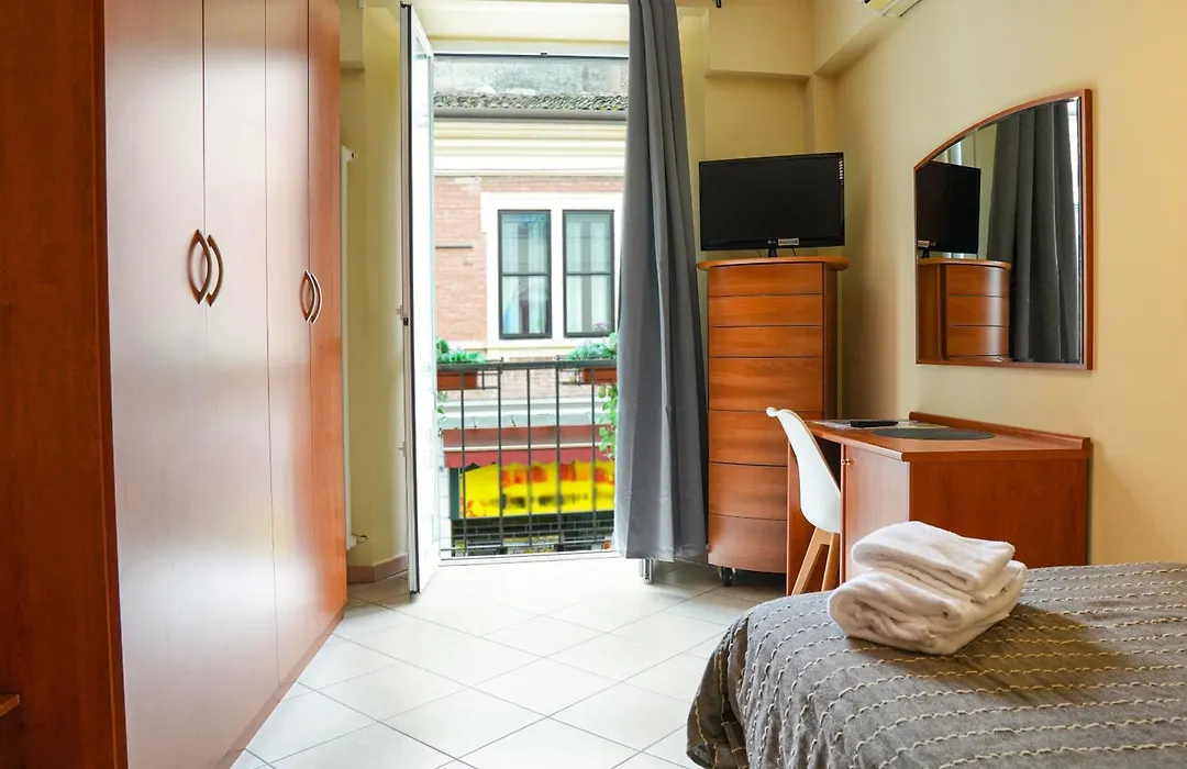 Smart Hotel-1