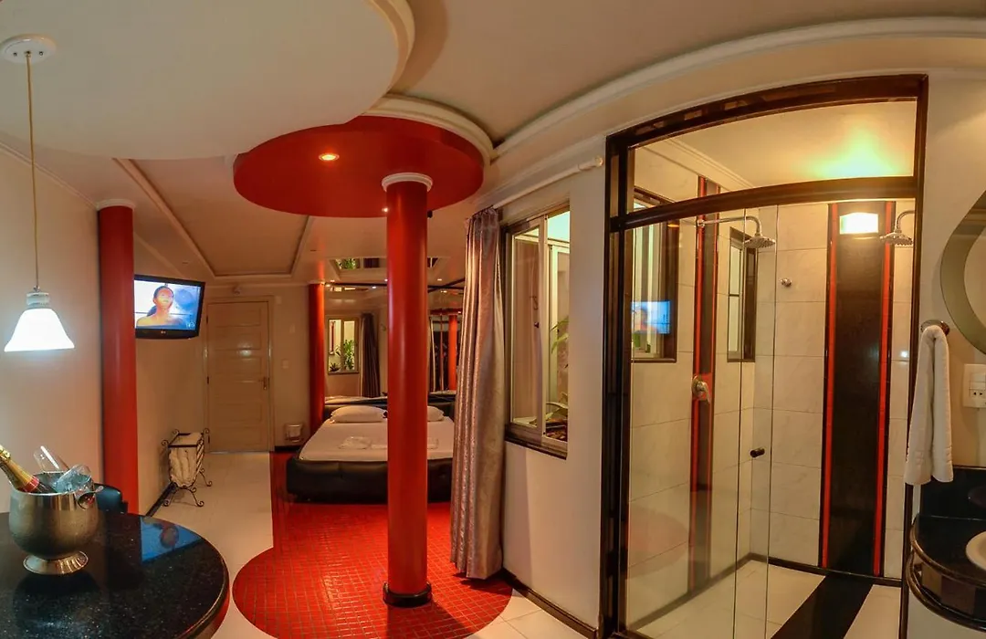 Motel Aquarius (Adults Only)-1
