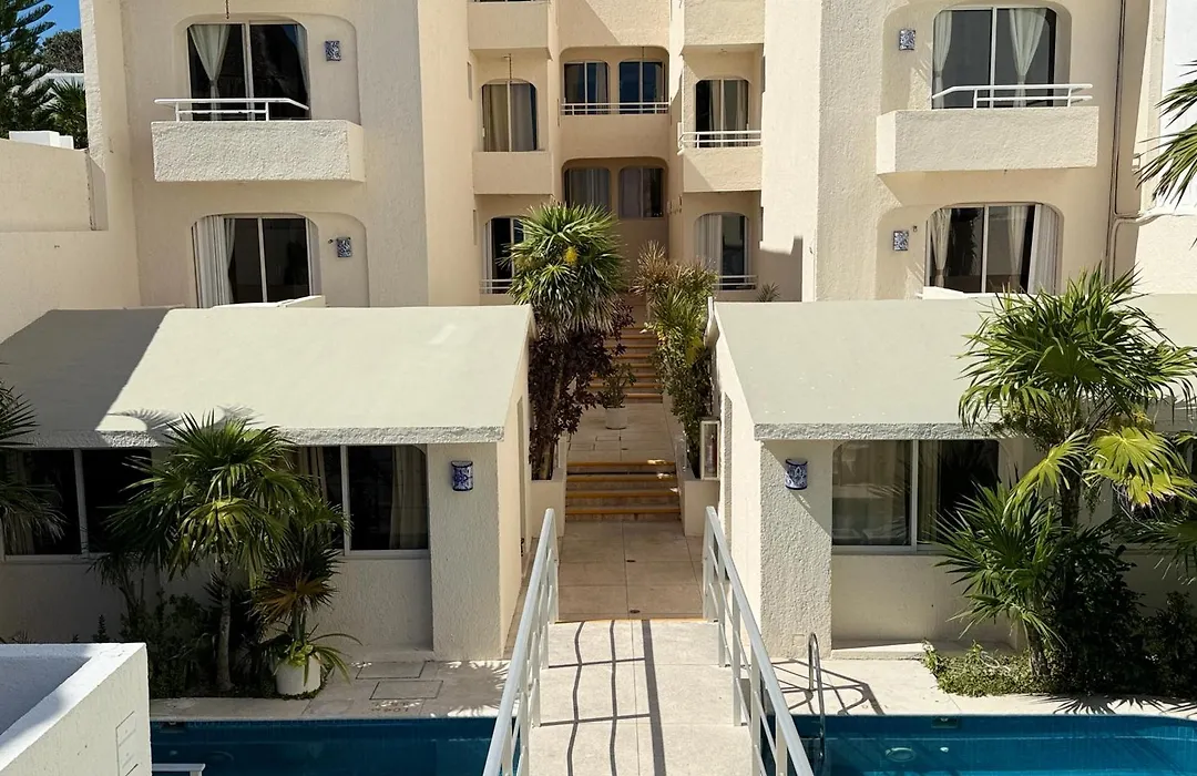 Luciana Hotel&Beach Club-1