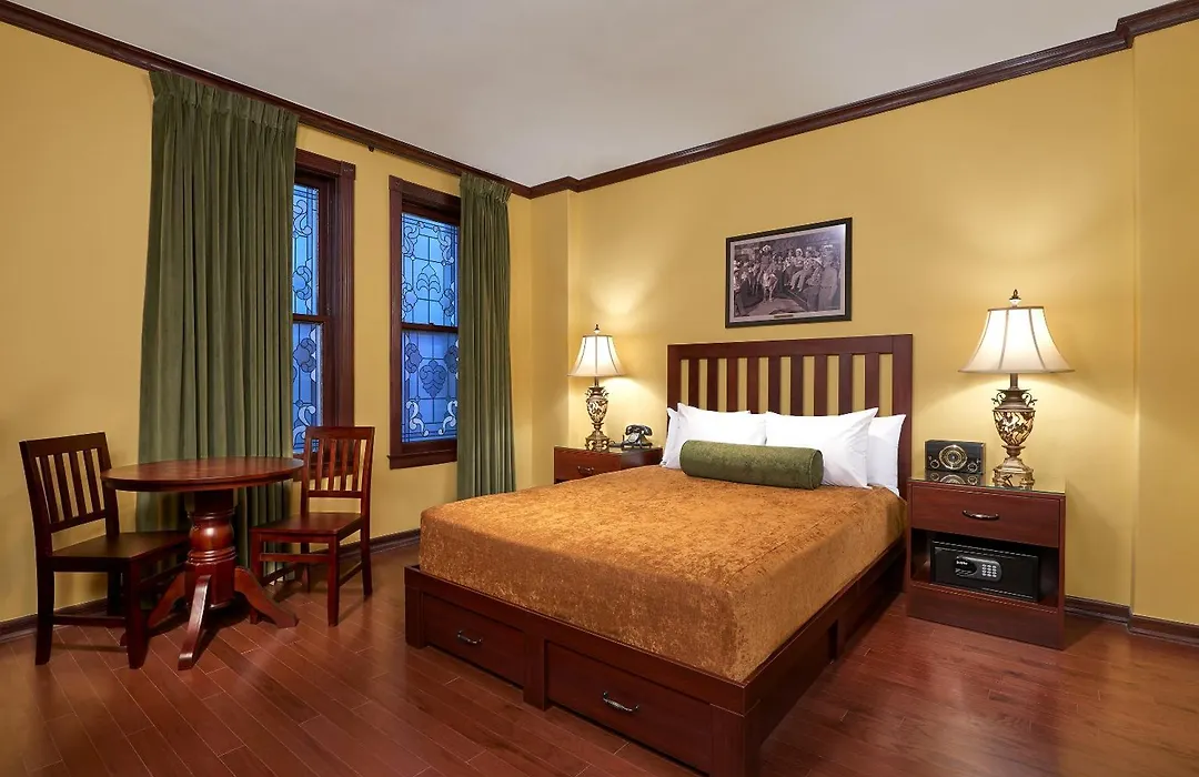 Hotel Apache (Adults Only)-1