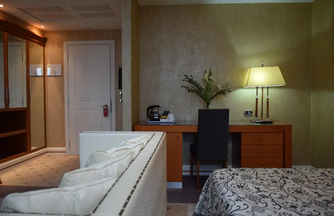 Hotel Perusia-1