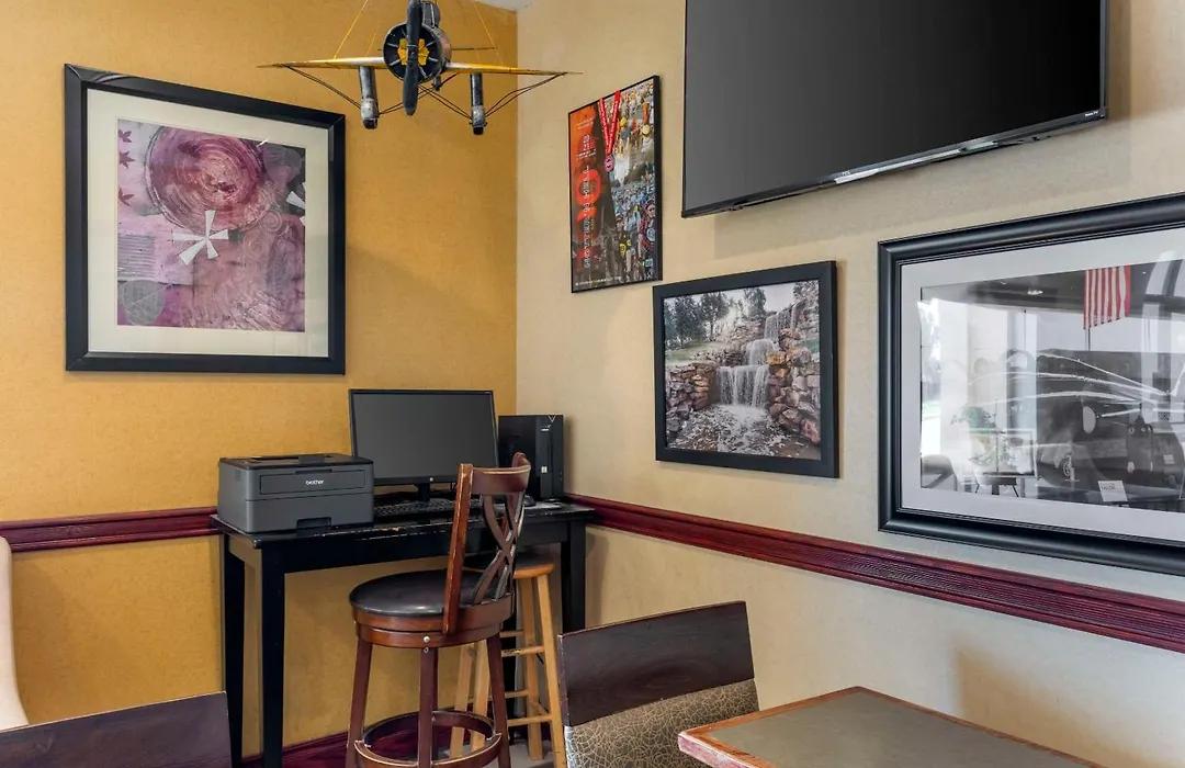 Quality Inn & Suites Wichita Falls I-44-1