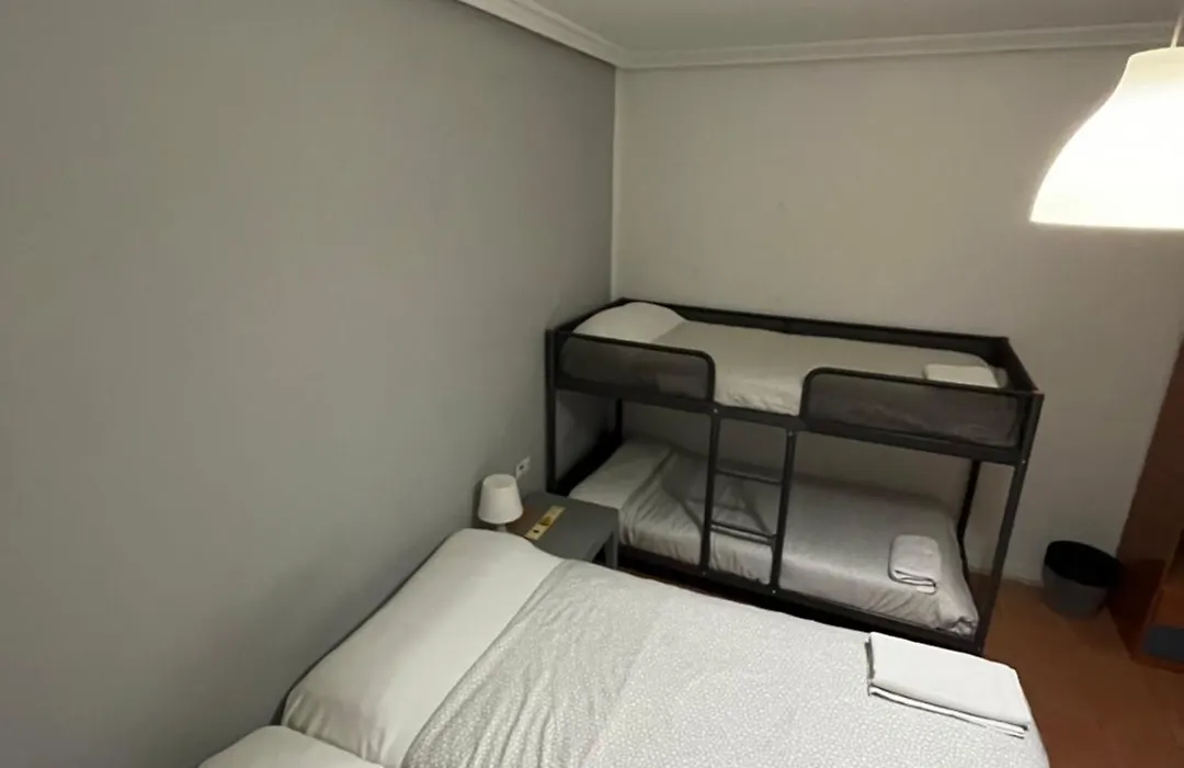 Roomin Hostel-1