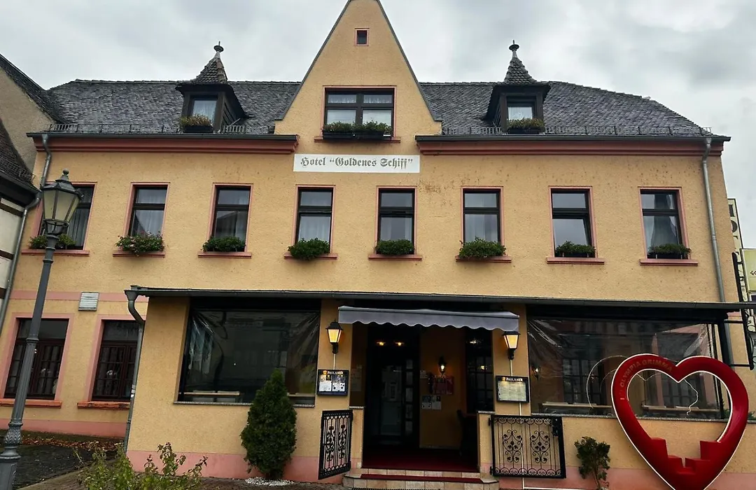 Hotel Goldenes Schiff-1