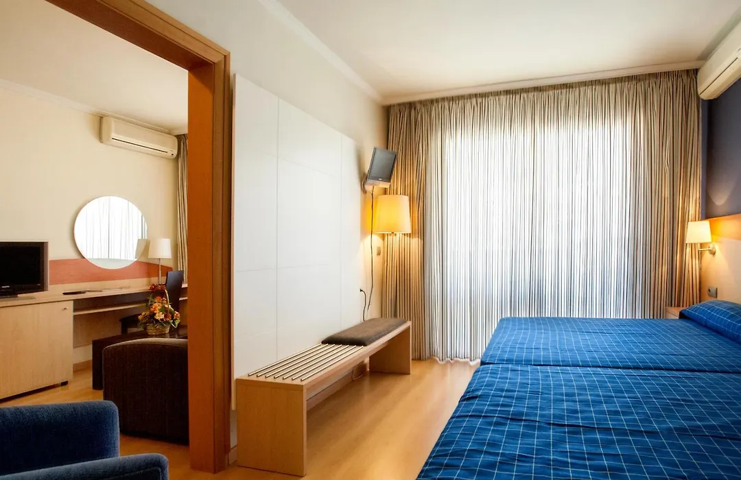 Hotel President-1
