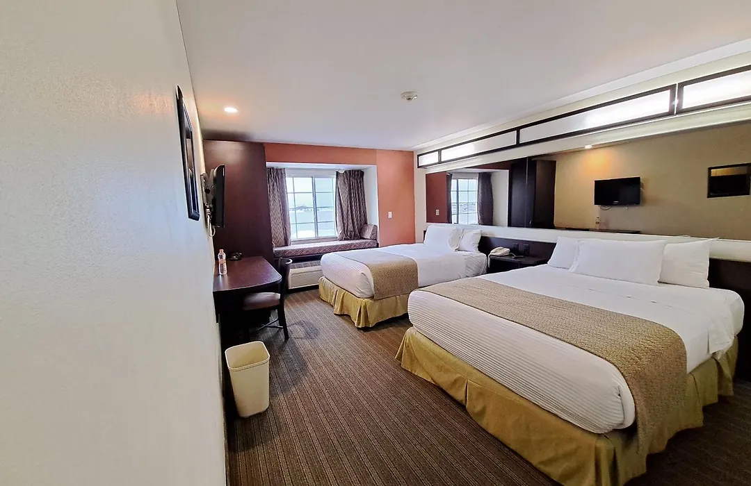 Microtel Inn And Suites By Wyndham Toluca-1