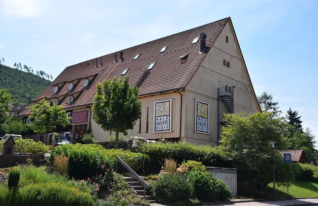 Gutshof-Hotel Waldknechtshof-1