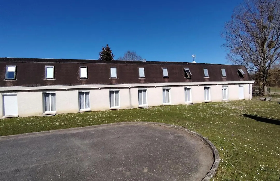 Kyriad Laon-1
