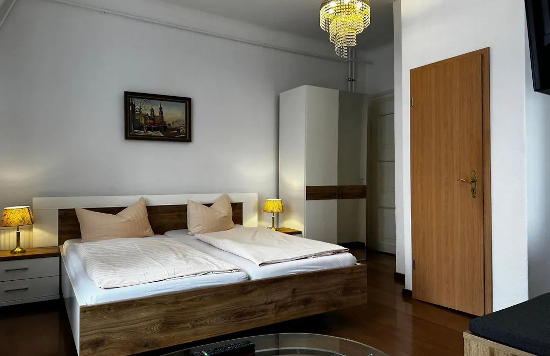 Hotel Zu den Linden-1