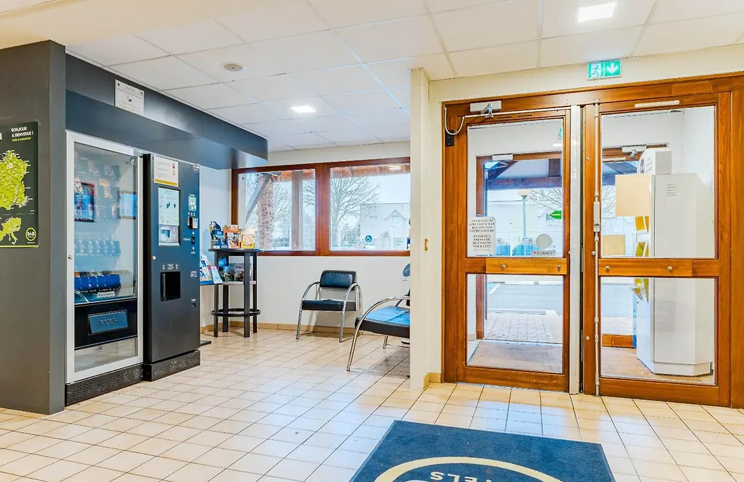 B&B Hotel Chatellerault-1