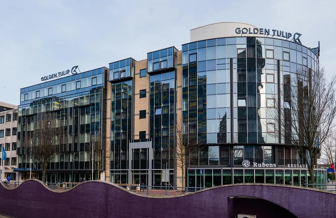 Golden Tulip Leiden Centre-1