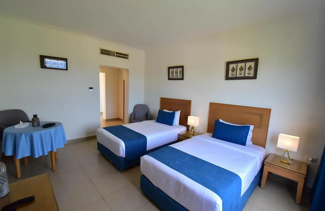 Club Reef Resort & Spa-1
