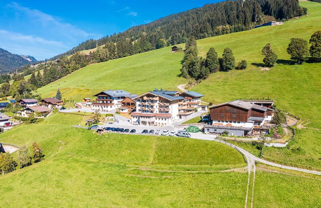 Hotel Vorderronach Sommer-Joker-Card in Saalbach&Parkplatz-1