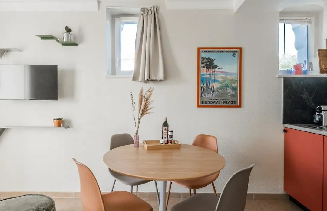 Résidence Château d'Acotz - Appartements avec piscine à 300m des Plages&Océan-1