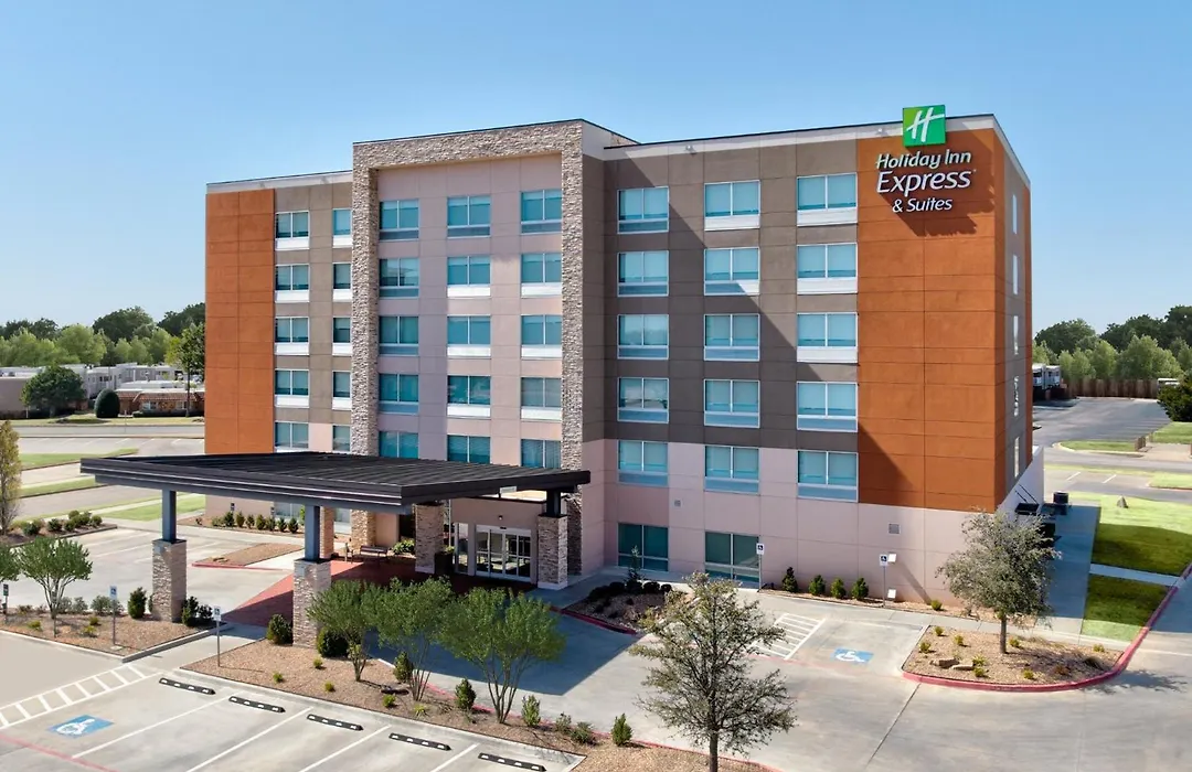 Holiday Inn Express & Suites Moore By Ihg-1