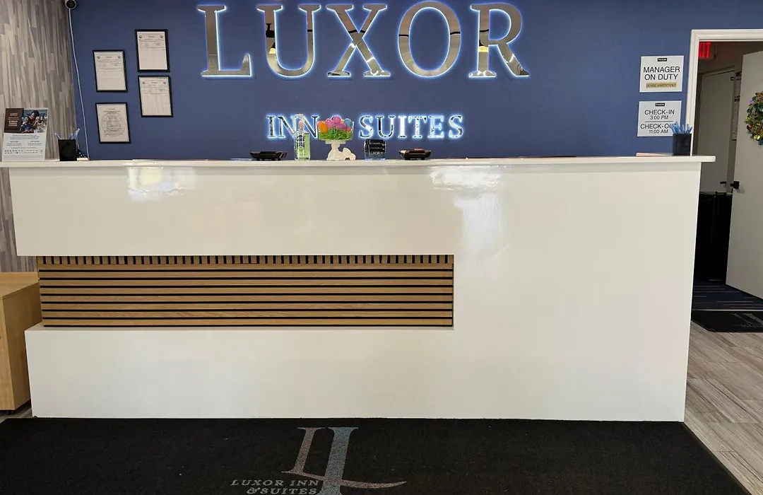 Luxor Inn & Suites, A Travelodge By Wyndham-1