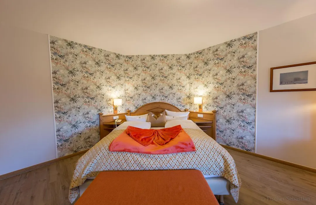 Romantik Hotel Namenlos-1