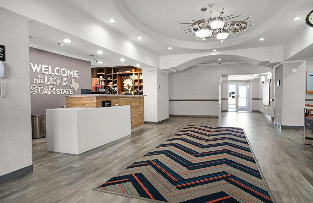 Hampton Inn Seguin-1