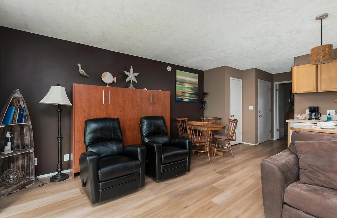Ocean Terrace Condominiums-1