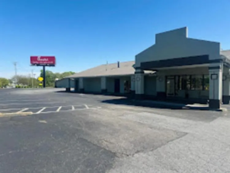 Governors Inn Shelby-1