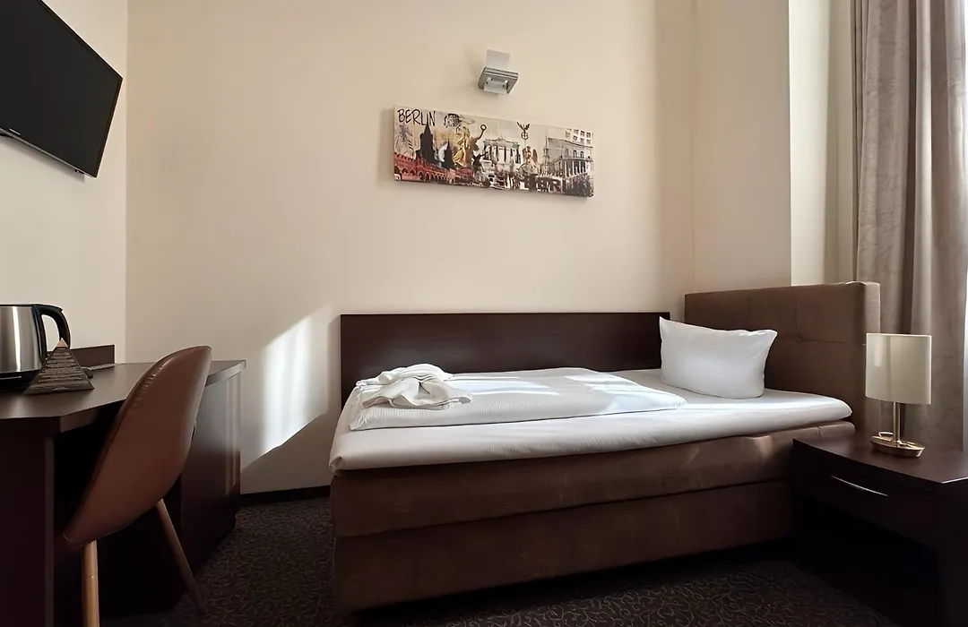 Upper Room Hotel Kurfuerstendamm-1