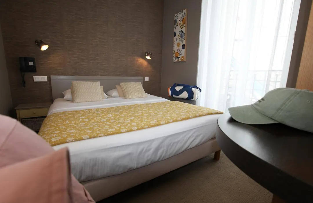 Cit'Hotel Les Alizes-1