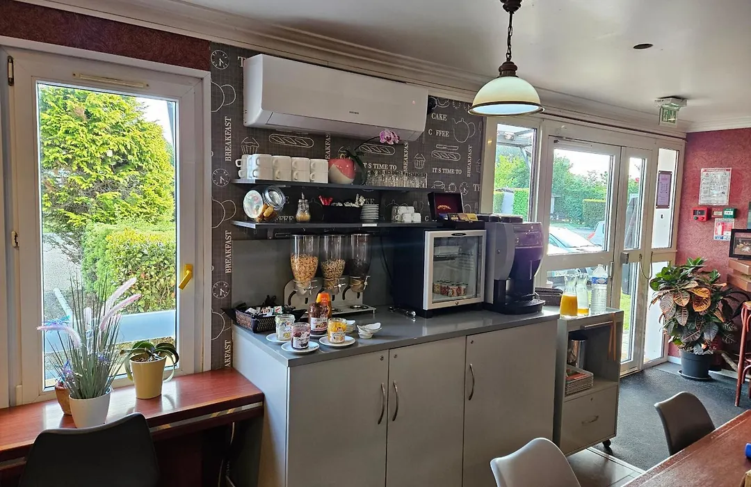 Fasthotel Bordeaux Eysines-1