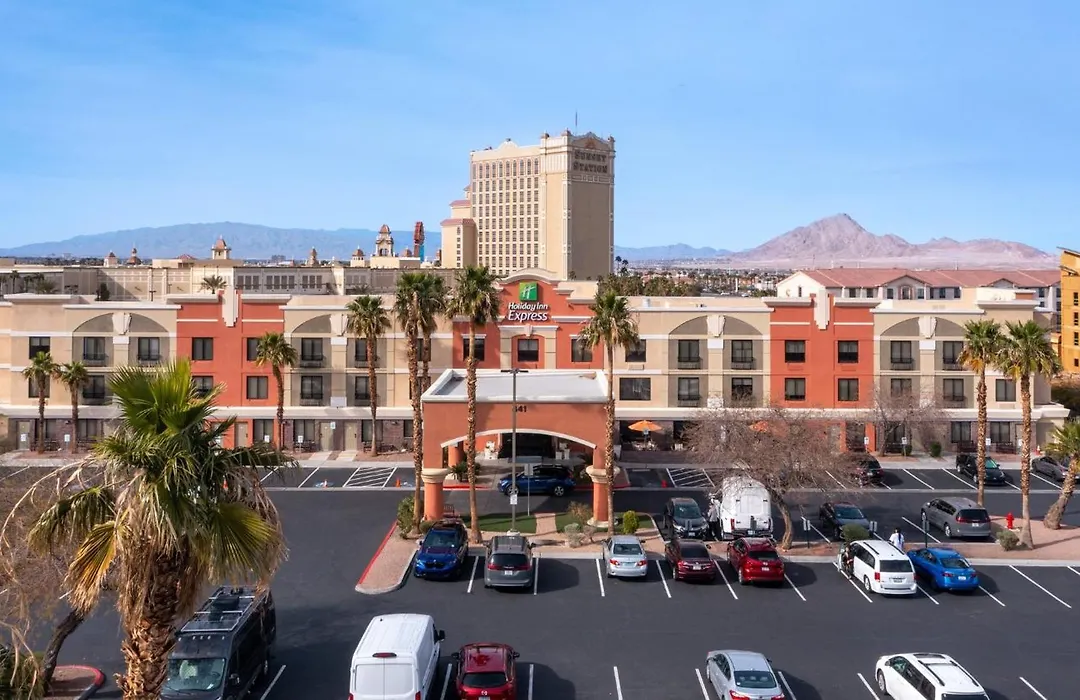 Holiday Inn Express Hotel And Suites - Henderson By Ihg-1
