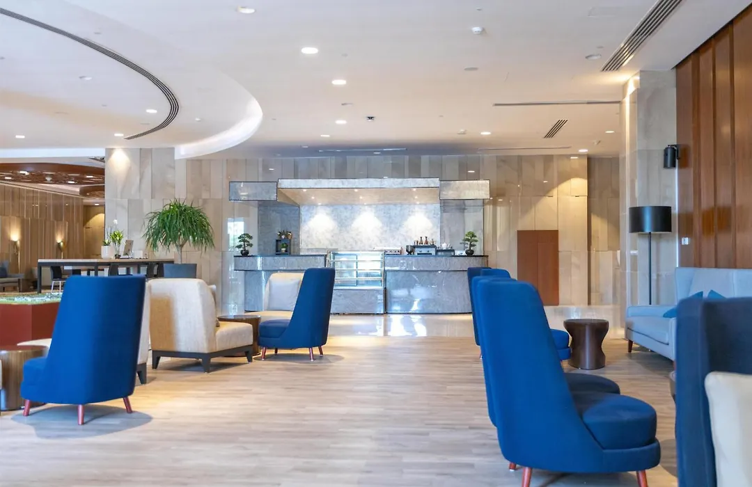 Radisson Hotel Muscat Panorama-1
