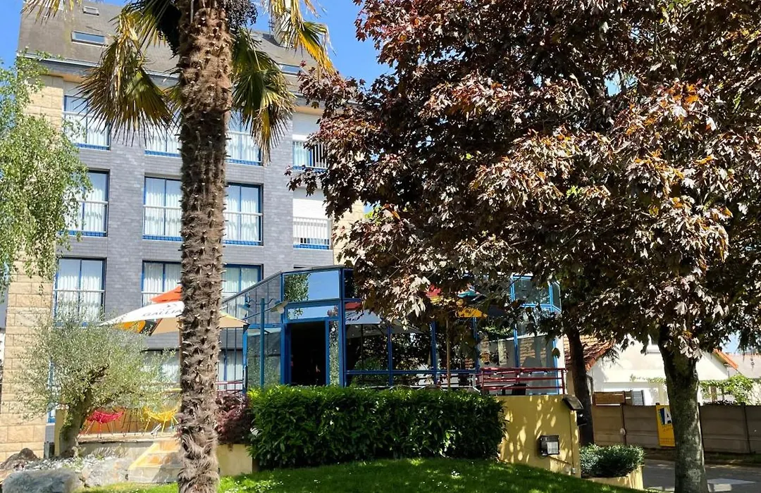 Hotel Arcantis Le Voltaire-1