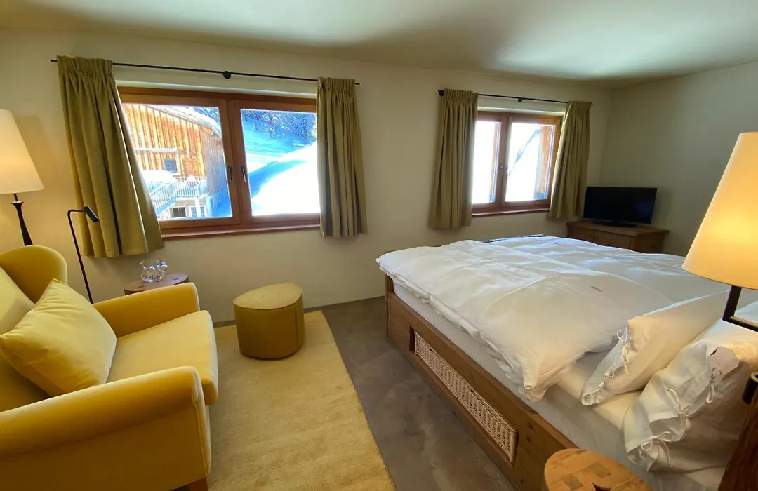 Maiensaesshotel Guarda Val-1