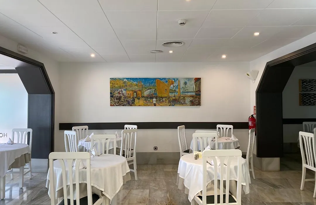 Nautilus Hotel-1