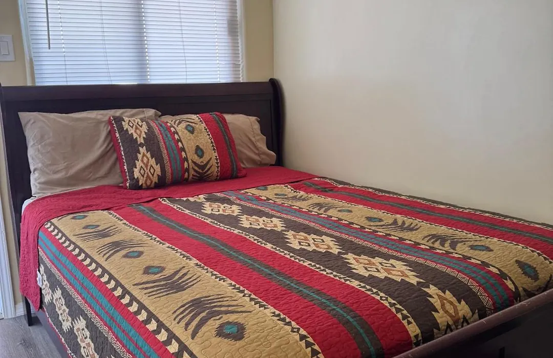 Apache Motel-1