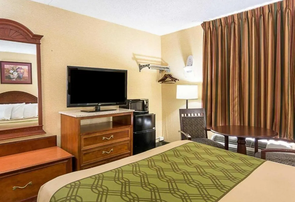 Econo Lodge Near Quantico Marine Base-1