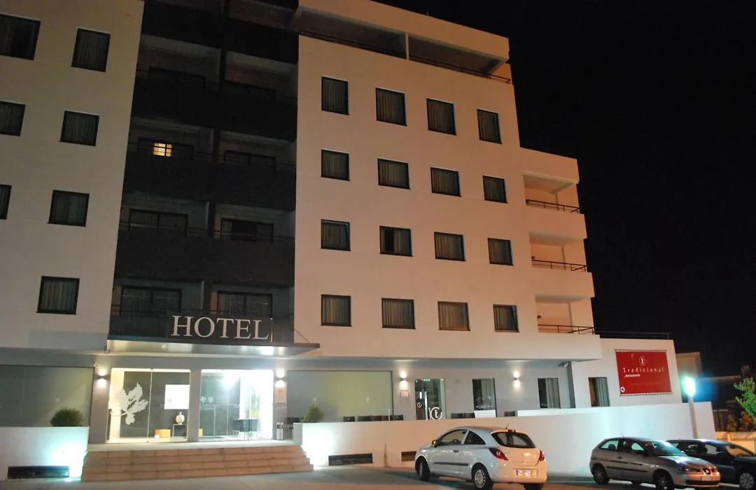 Paredes Hotel Apartamento-1