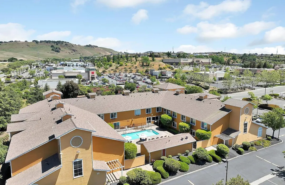 Quality Inn Near Six Flags Discovery Kingdom-Napa Valley-1