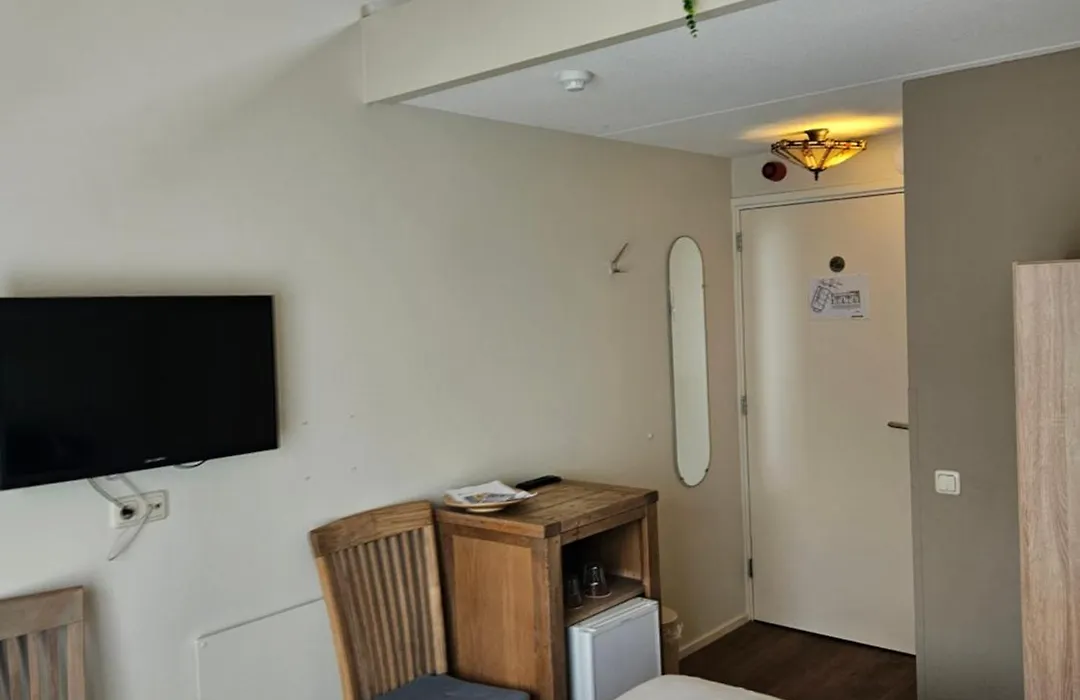 Hotel Dolores Ameland-1