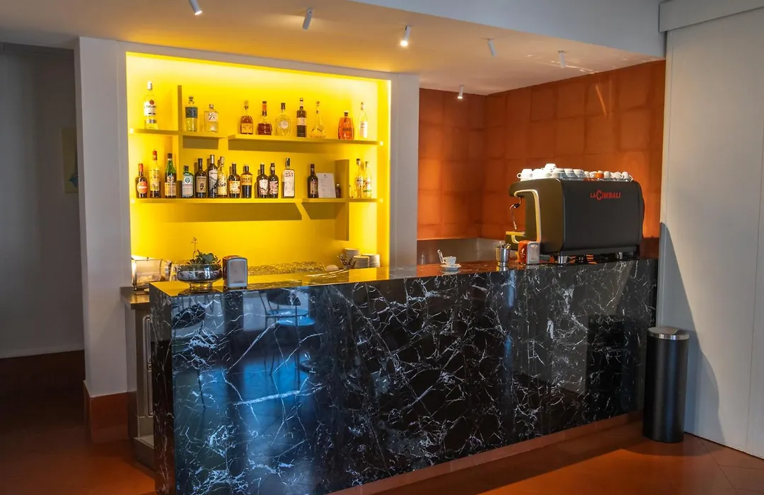 Hotel Moderno-1