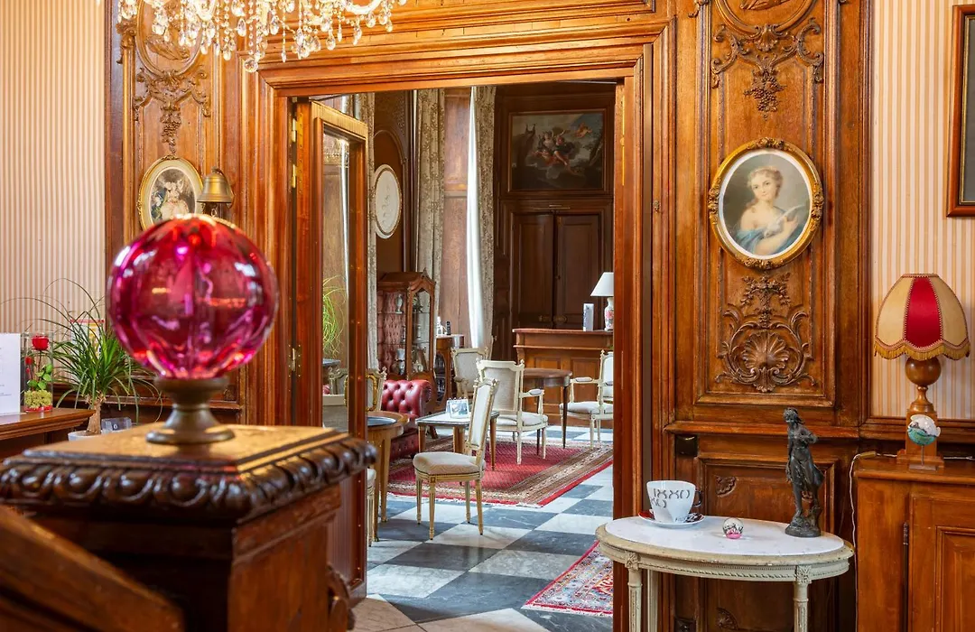 Château Hôtel Du Colombier-1