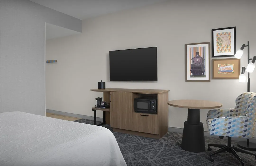 Hampton Inn & Suites Laurel-1