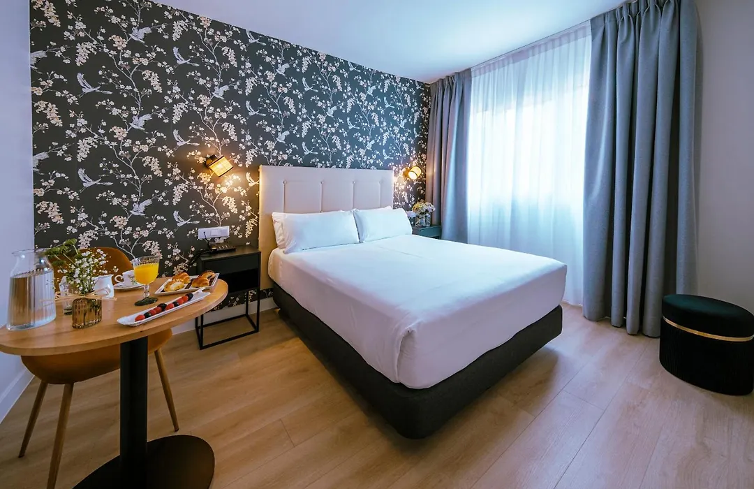 Hotel Cisneros-1