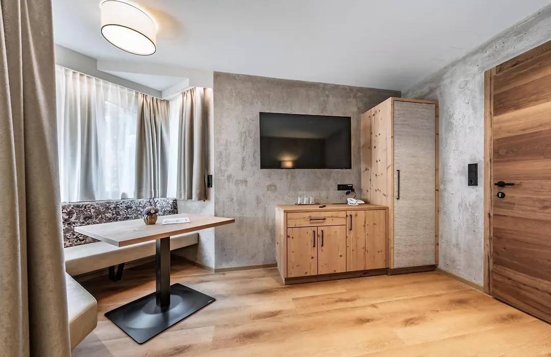 Hotel Berghof-1