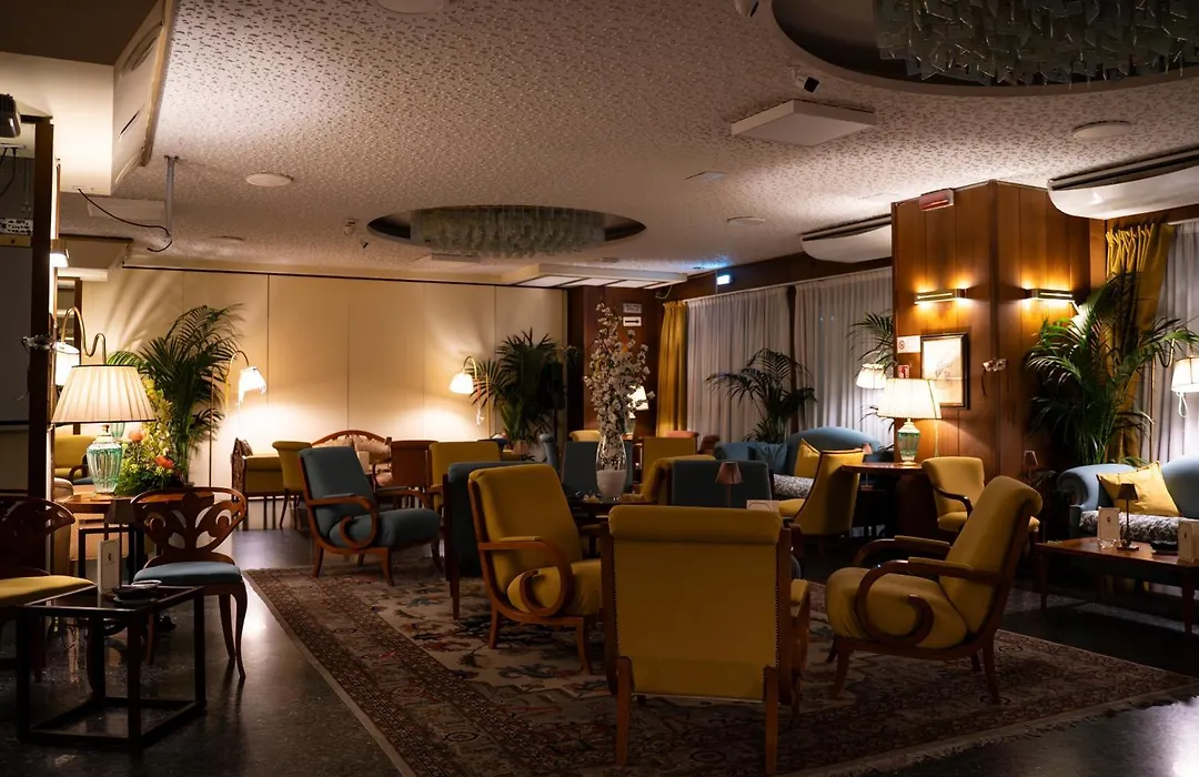 Hotel Royal Palace-1