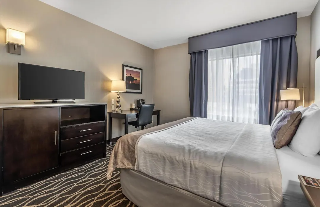 Best Western Plus Hotel At The Convention Center-1