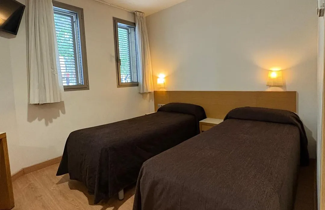 Hostal Rambla-1