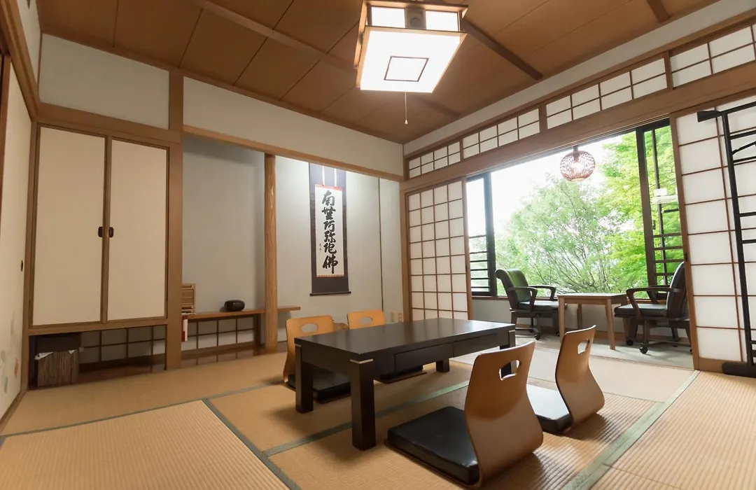 Miyajima Guest House Mikuniya-1