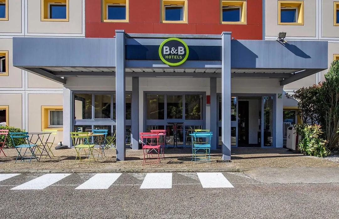 B&B Hotel Nimes Caissargues-1