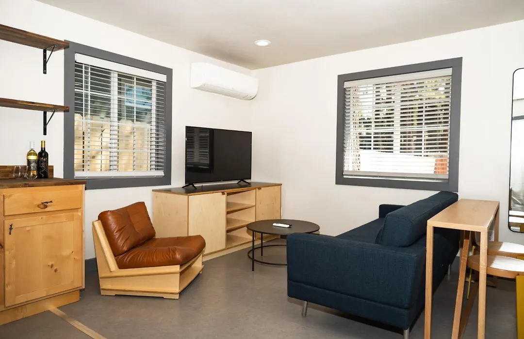 The Coachman Hotel-1