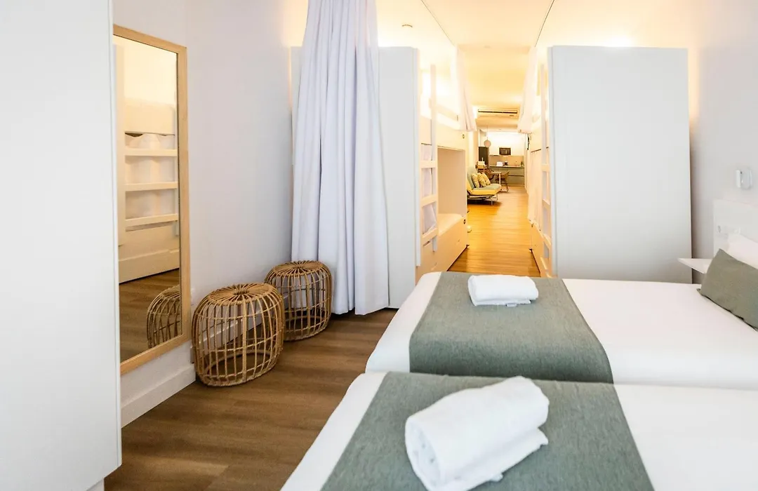 Hostel Charino-1